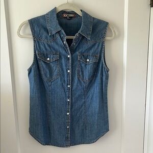 Retro F21 Denim Sleeveless Button-Up Shirt cotton western coastal cowgirl …